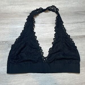PINK Victoria's Secret Halter Bralette Size Medium